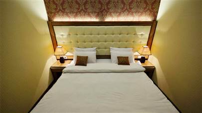 اتاق دو تخته دبل هتل لطفعلی خان شیراز